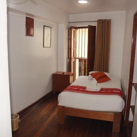 Hostal Turistico Illapa Cusco 119 Екстериор снимка